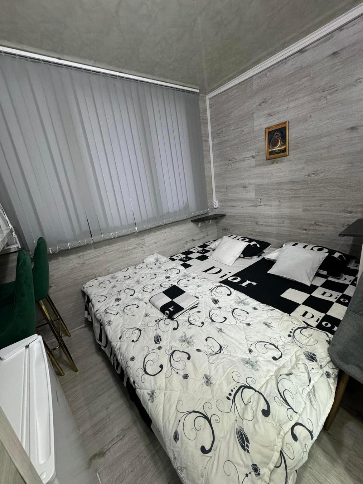 Cozy Good Apartment Chisinau Exterior foto